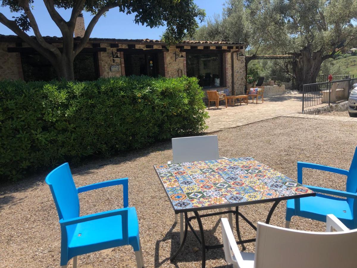 Agriturismo Roba Degli Ulivi Villa Agrigento Exterior foto