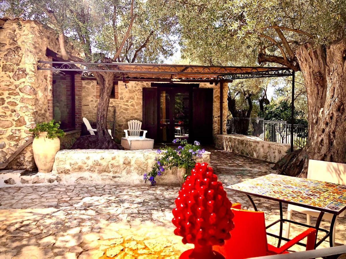 Agriturismo Roba Degli Ulivi Villa Agrigento Exterior foto