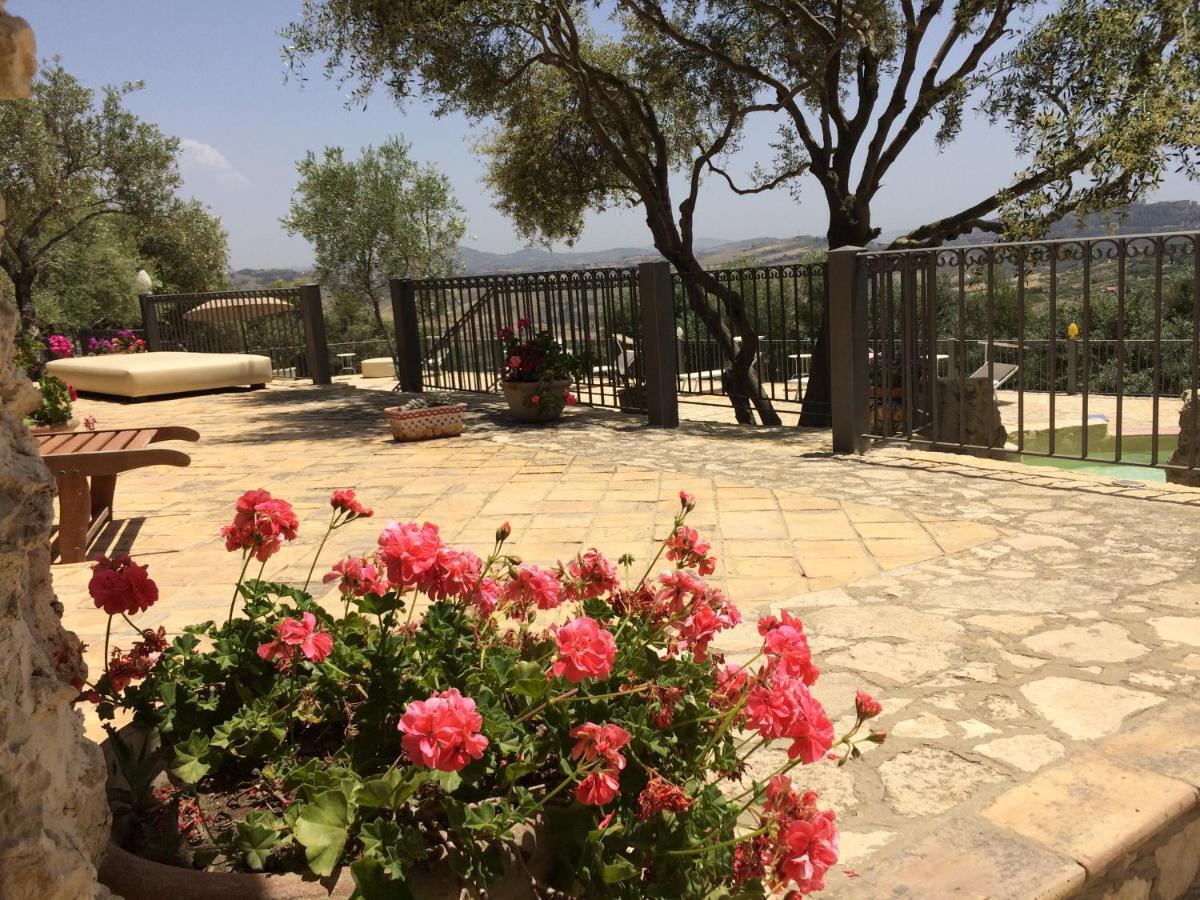 Agriturismo Roba Degli Ulivi Villa Agrigento Exterior foto
